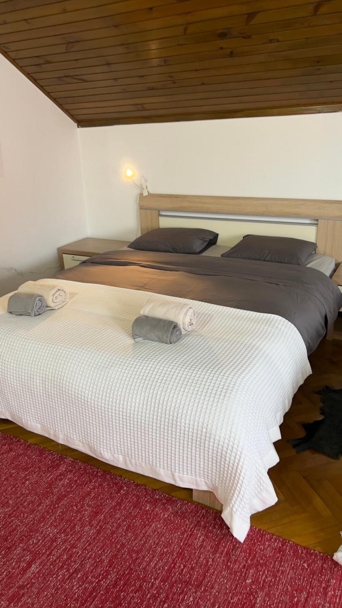 Villa Mina Kladovo, 5-Bedroom Villa With Pool For Up To 12 People Exterior foto
